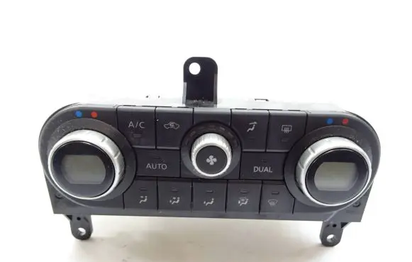Nissan Qashqai Climate control unit 27500BR40B C0609