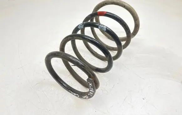 Nissan X-Trail T30 Rear coil spring