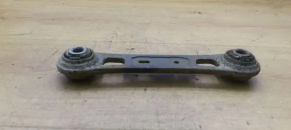 Volvo XC60 Rear upper control arm/wishbone