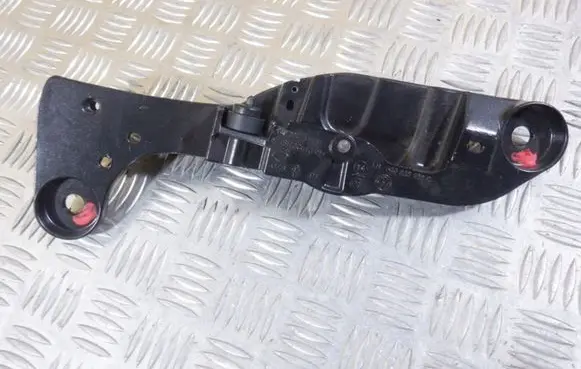 Volkswagen Eos Convertible roof hinge 1Q0825955C