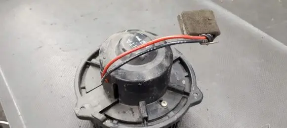 Hyundai Lantra I Heater fan/blower
