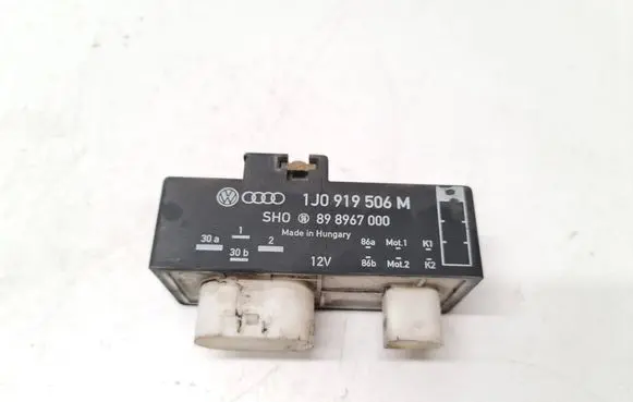 Skoda Fabia Mk1 (6Y) Coolant fan relay 1J0919506M 898967000