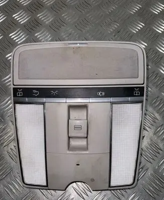 Mercedes-Benz S W221 Front seat light A2168205026 0101932681 2JM00890726