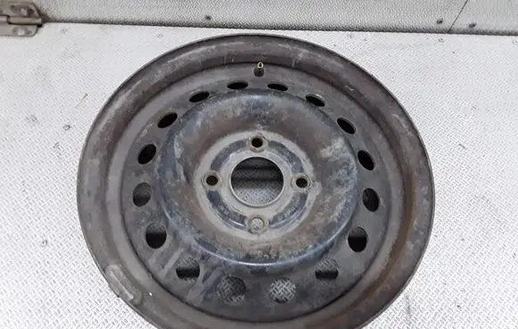 Nissan Almera N16 R15 steel rim KFZ8410