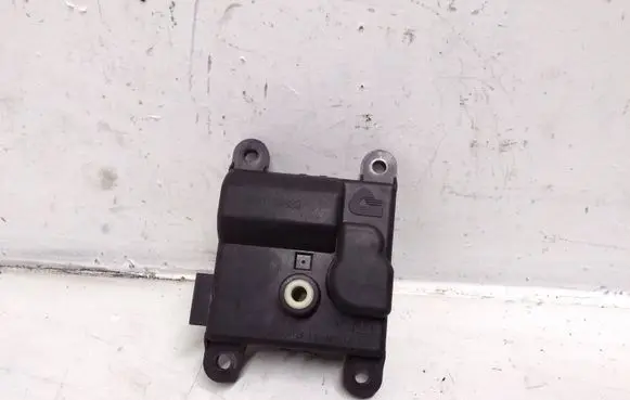 Honda Civic Air flap motor/actuator 2S98030820