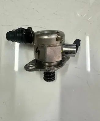 KIA Sportage Fuel injection high pressure pump 353202B420 9046020036