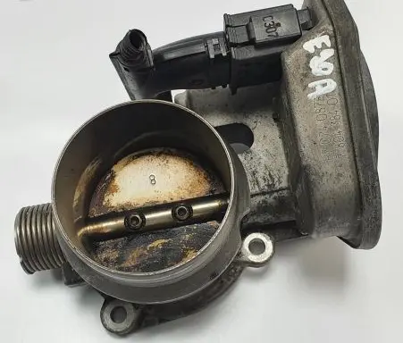 BMW 3 E90 E91 Throttle body valve 0740872
