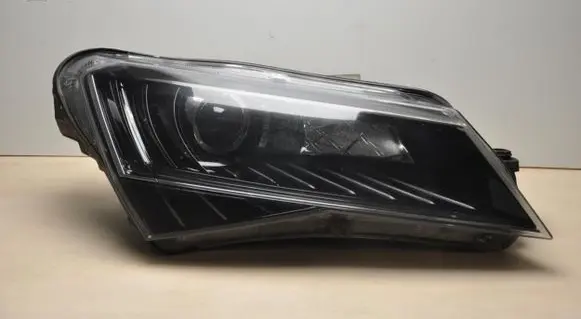 Skoda Superb B8 (3V) Headlight/headlamp 3V2941016A