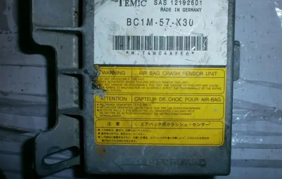 Mazda 323 Airbag control unit/module BC1M57K30 12192601