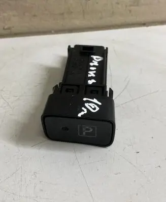 Toyota Prius (XW30) Hand parking brake switch 15C315
