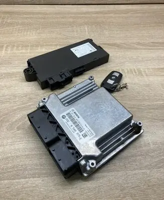 BMW 3 E90 E91 Engine ECU kit and lock set 8506375 9147226