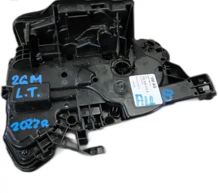 Volkswagen T-Cross Front door lock