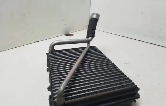Volkswagen PASSAT B5.5 Air conditioning (A/C) radiator (interior) 8D1820103D 36978 740227022F02