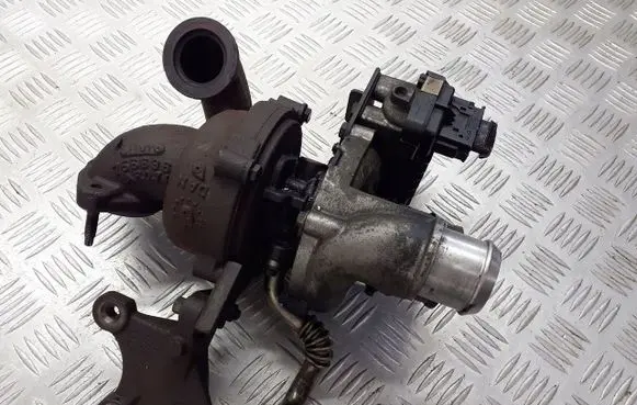 Ford Tourneo Turbo 7G9Q-6K682-BB