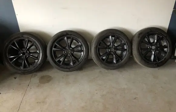 Dodge Charger R19 alloy rim 6TE83TRMAA
