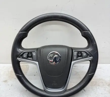 Opel Insignia A Steering wheel 13316547 0204A00327