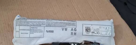 Audi A7 S7 4K8 Seat airbag 4K8880242F 6589P1000817