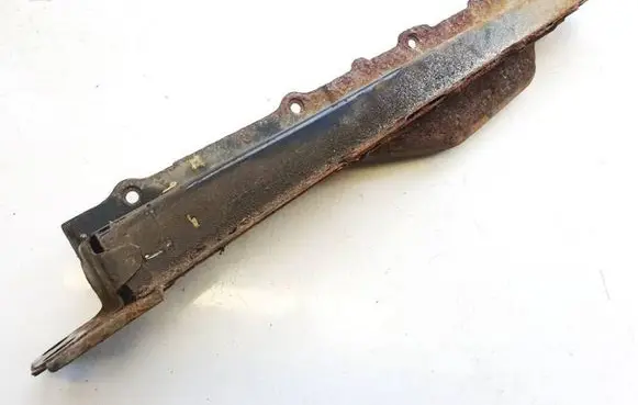 Toyota Avensis T270 Radiator support slam panel