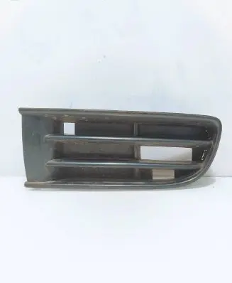 Volkswagen Polo Front bumper lower grill 6Q0853665f