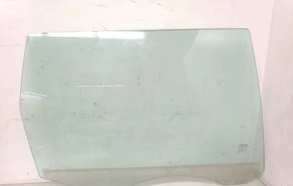 Volvo V70 Rear door window glass AS2