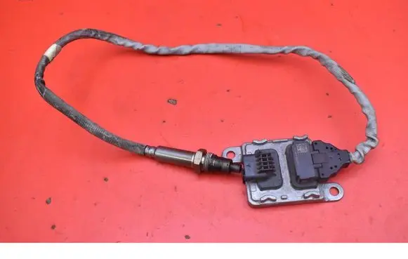 Volkswagen PASSAT B7 USA Lambda probe sensor 04L907805EQ