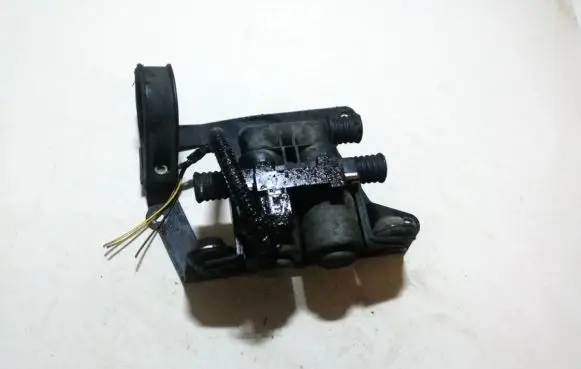 Coolant heater control valve