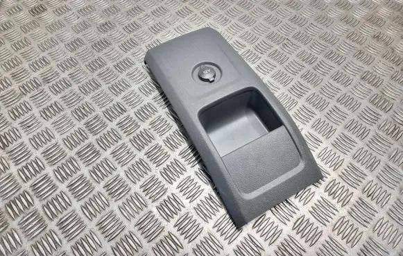 Ford C-MAX I Other center console (tunnel) element 8v41r044k84baw