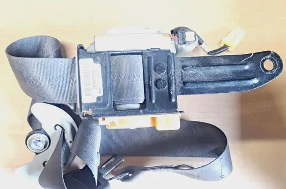 Honda Civic Front seatbelt