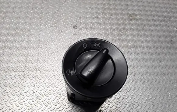 Volkswagen Golf IV Light switch BK71C0941531