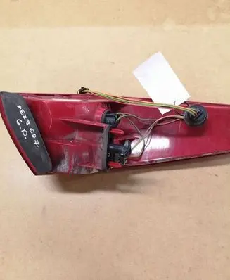 Peugeot 607 Rear/tail lights 2543