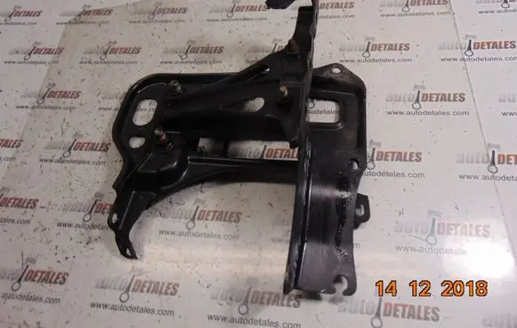 Toyota Avensis T270 Battery tray 