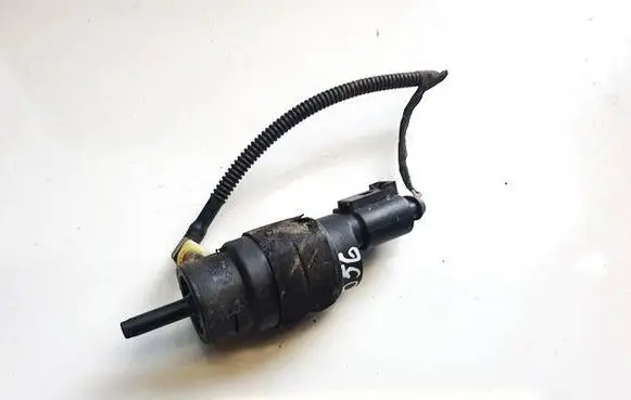Audi A5 8T 8F Windscreen/windshield washer pump 8k5955647