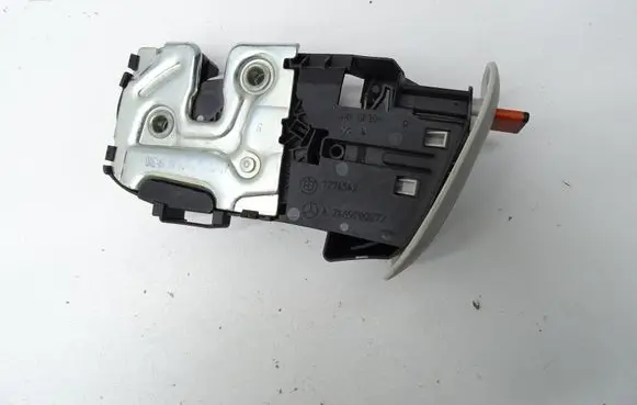 BMW 1 F20 F21 Seat back rest lock catch A2469200272