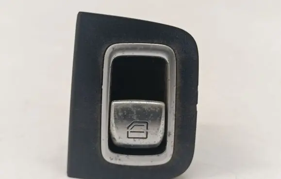 Mercedes-Benz C W205 Electric window control switch A2229052203