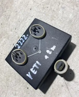 Skoda Yeti (5L) Door control unit/module 7N0959792D 7N0959792