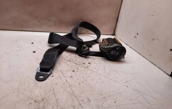 Peugeot 807 Front seatbelt 040114