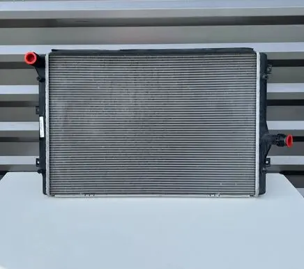 Volkswagen Golf Plus Coolant radiator 1K0121251DD
