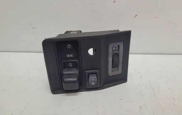 BMW 5 E34 Light switch 8110497
