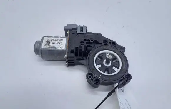 Citroen DS5 Rear door window regulator motor 402288G 250112205901