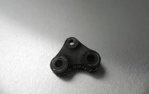Mazda 6 Engine mounting bracket C949 VD9247
