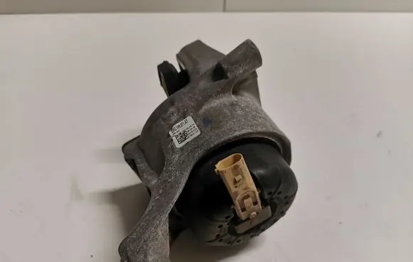 Audi A4 S4 B9 Engine mount bracket 8W0199371AT