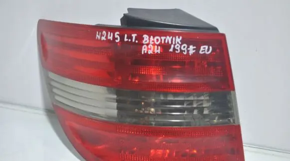 Mercedes-Benz B W245 Tailgate rear/tail lights