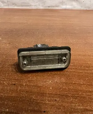 Mercedes-Benz E W211 Number plate light A2038200256 D4436