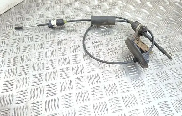 Opel Insignia A Gear shift cable linkage