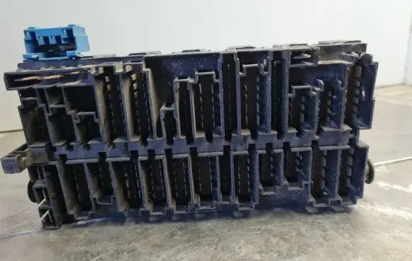 Volkswagen Transporter - Caravelle T4 Fuse box set 357937039