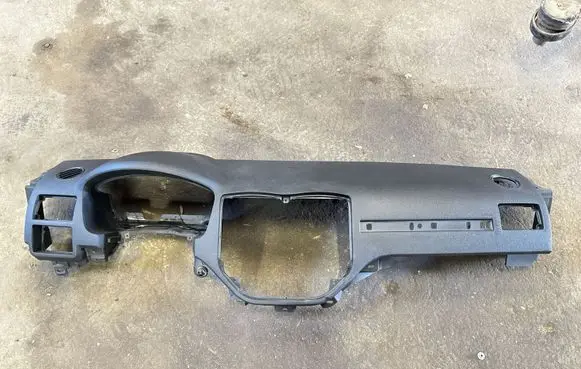Ford Kuga I Dashboard 