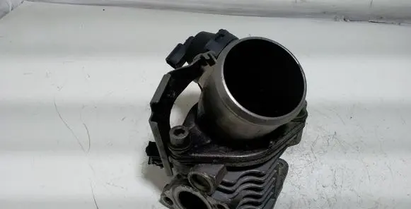 Alfa Romeo 156 Throttle valve 46817373