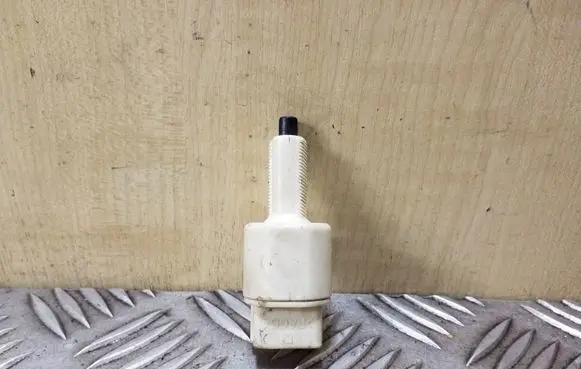 Toyota Corolla Verso E121 Brake pedal sensor switch