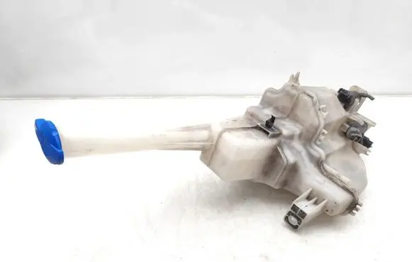 Windshield washer fluid reservoir/tank