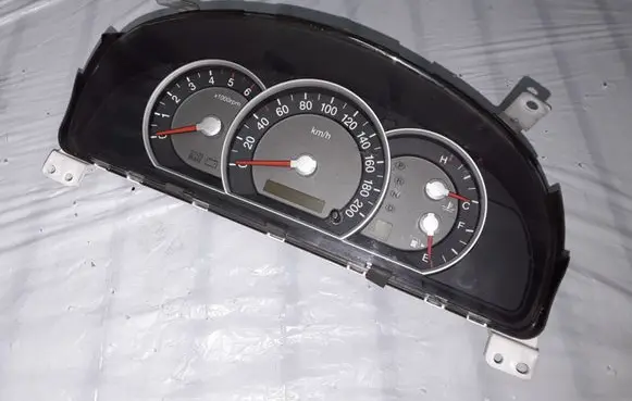 KIA Sorento Speedometer (instrument cluster) 940133E260